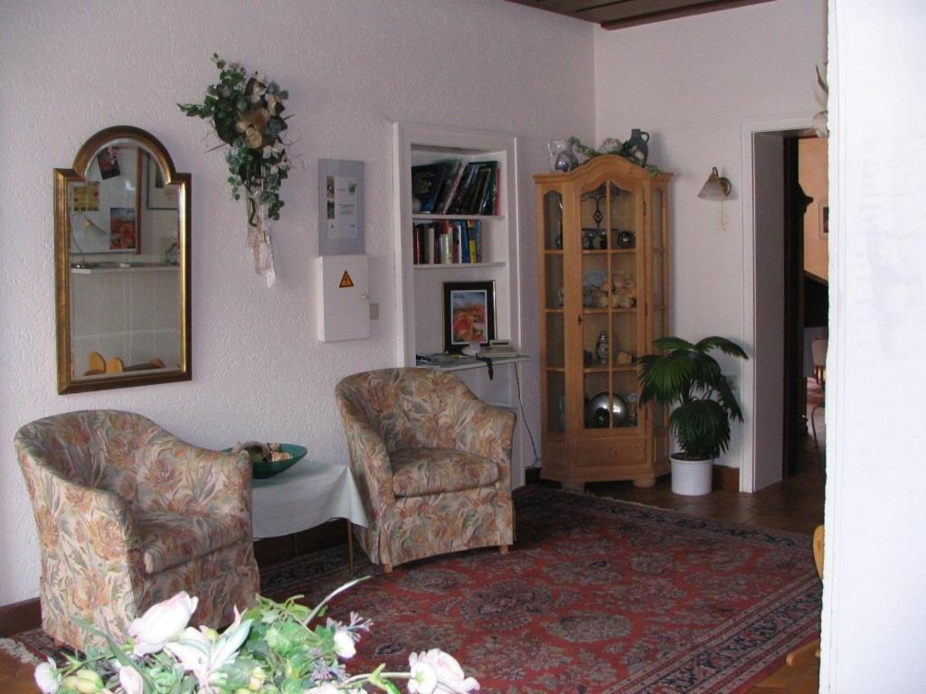 Hotel-Barbarossa-Garni Bei Hanau Броденбах Экстерьер фото