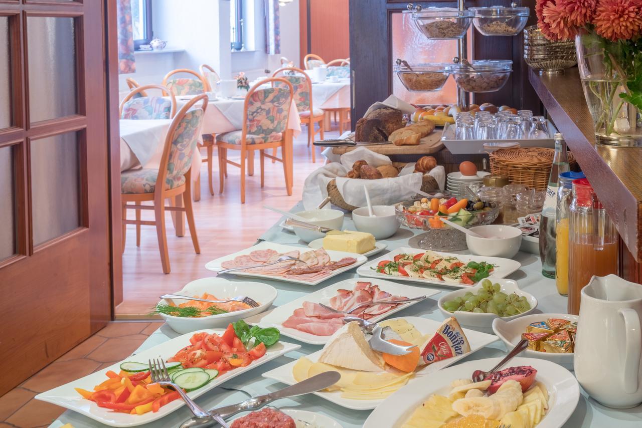 Hotel-Barbarossa-Garni Bei Hanau Броденбах Экстерьер фото